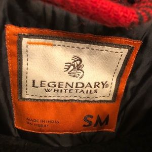 Legendary Whitetails Jackets & Coats - Legendary Whitetails Red Plaid Jacket Legendary Whitetails Jackets & Coats - Legendary Whitetails Red Plaid Jacket